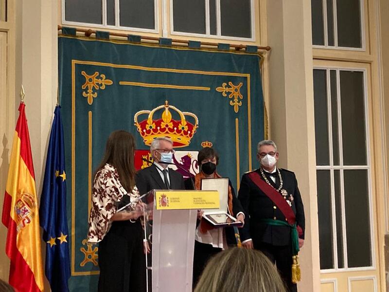 El Archivo Manuel de Falla recibe la Placa de Honor de la Orden Civil Alfonso X el Sabio