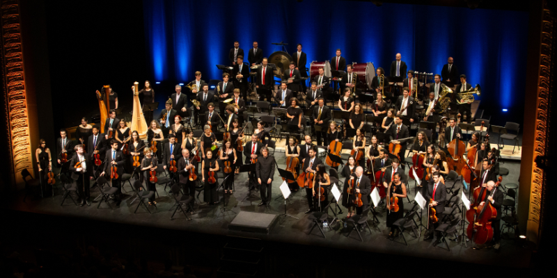 España y Portugal celebran sus transiciones con sendos conciertos