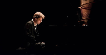 El pianista Andrius Žlabys debuta en España